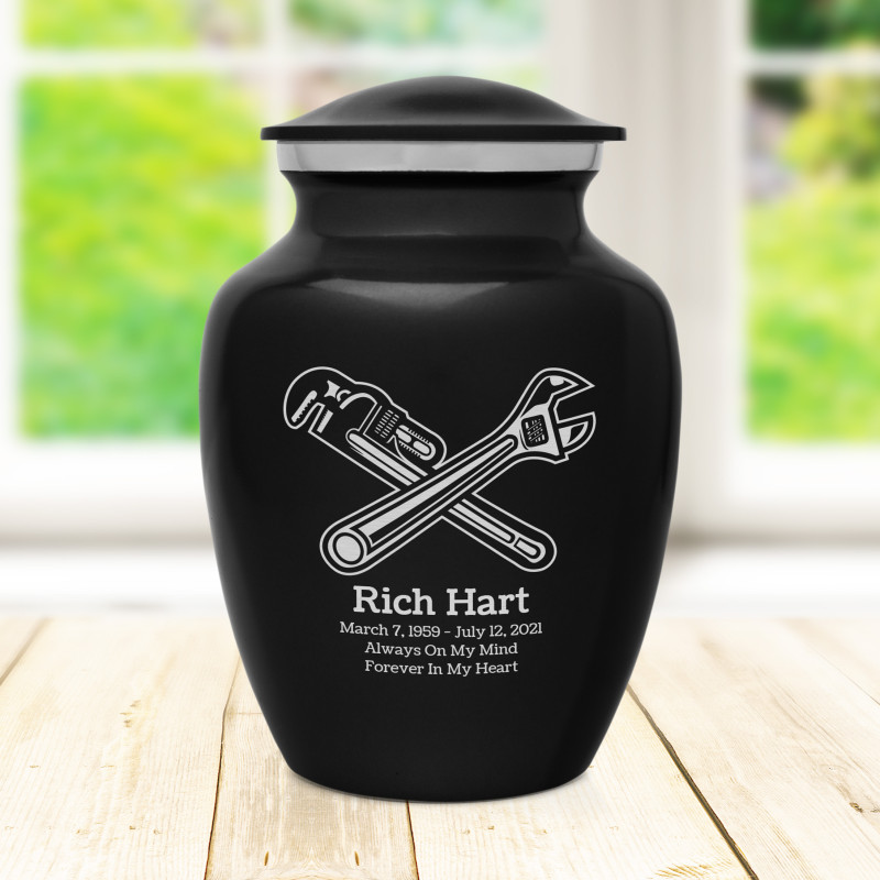 Plumber Sharing Urn - Jet Black