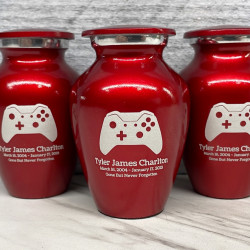 Customer Gallery - Wireless Controller Keepsake Urn - Ruby Red