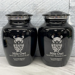 Customer Gallery - Owl Sharing Urn - Jet Black