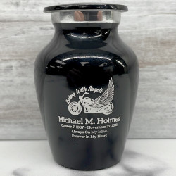 Customer Gallery - Riding with Angels Keepsake Urn - Jet Black