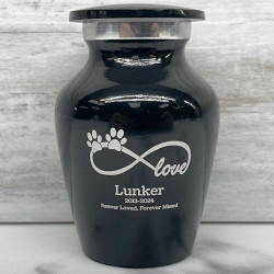 Customer Gallery - Keepsake Infinite Love Pet Cremation Urn - Jet Black