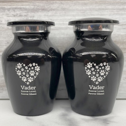 Customer Gallery - Keepsake Pawprint Heart Pet Cremation Urn - Jet Black