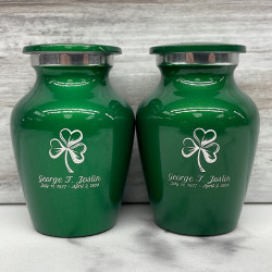 Customer Gallery - Shamrock Keepsake Urn - Shamrock Green