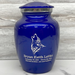 Customer Gallery - Wolf Sharing Urn - Midnight Blue