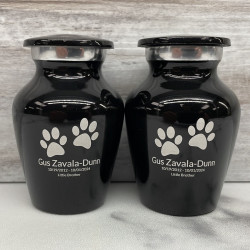 Customer Gallery - Keepsake Pawprints Pet Cremation Urn - Jet Black