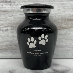 Customer Gallery - Keepsake Pawprints Pet Cremation Urn - Jet Black