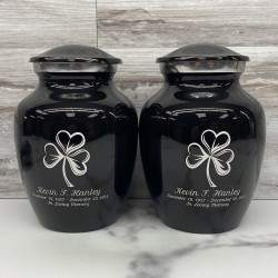 Customer Gallery - Shamrock Sharing Urn - Jet Black