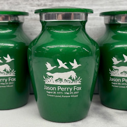 Customer Gallery - Duck Hunting Dog Keepsake Urn - Shamrock Green