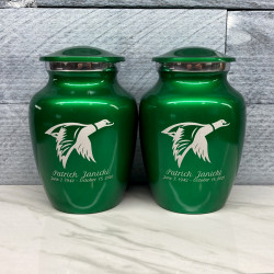 Customer Gallery - Duck Sharing Urn - Shamrock Green